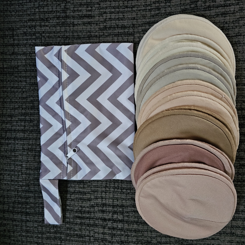 Chevron Pattern Bag with Reusable Breast Feeding Pads